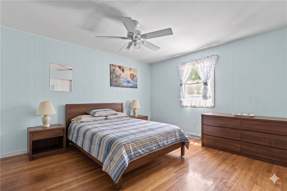 15 Hanley Lane Warren, RI 02885 - Photo 10 of 22