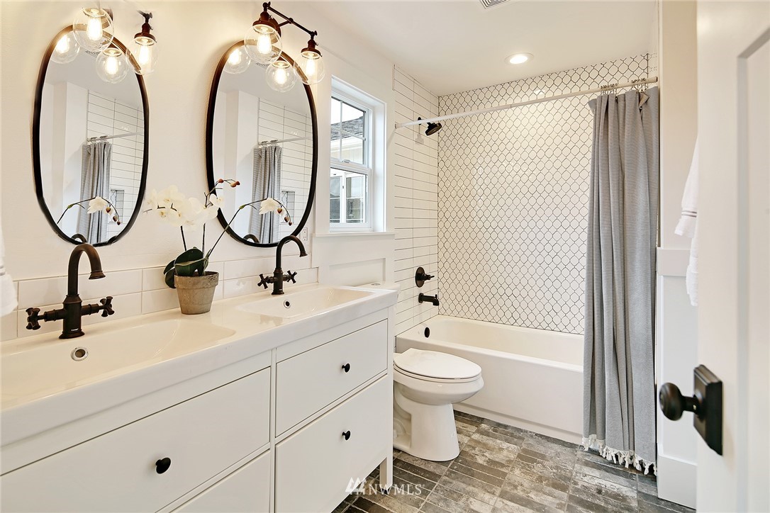 5012 40th Avenue Southwest Seattle, WA 98136 - Photo 15 of 29 Gallery Image 15
