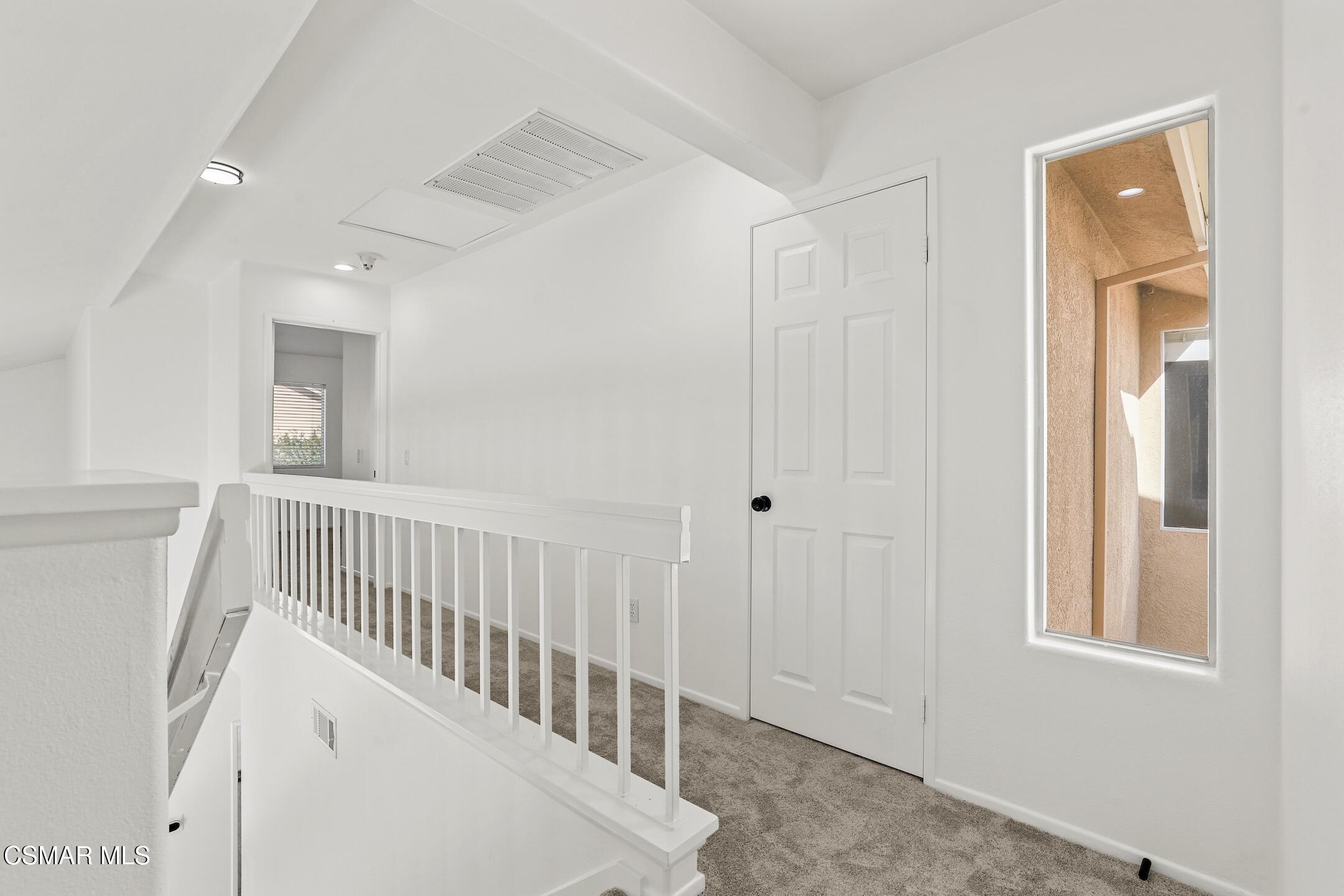 495 Novara Way Oak Park, CA 91377 - Photo 13 of 26 Hallway upstairs