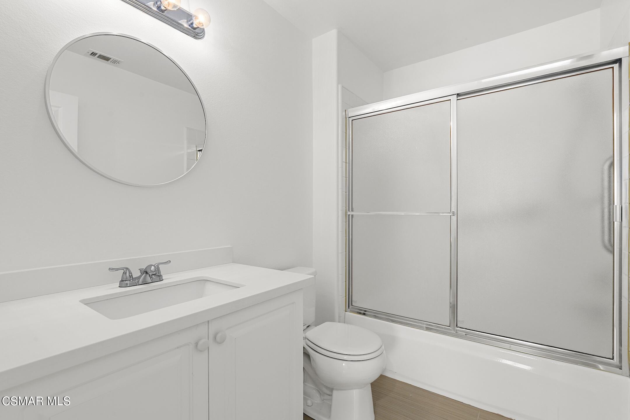 495 Novara Way Oak Park, CA 91377 - Photo 20 of 26 Bath #2