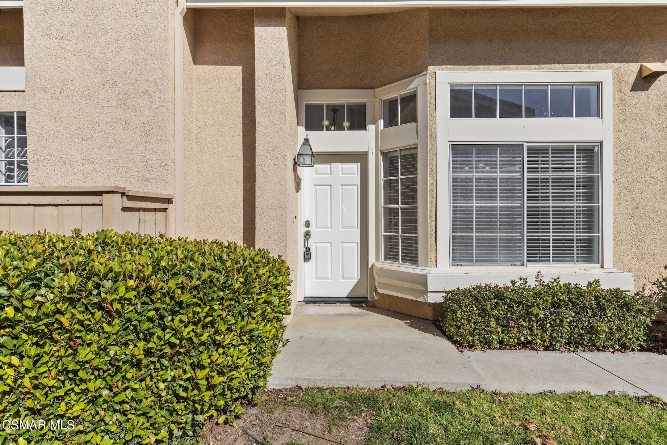 495 Novara Way Oak Park, CA 91377 - Photo 2 of 26 Front Door