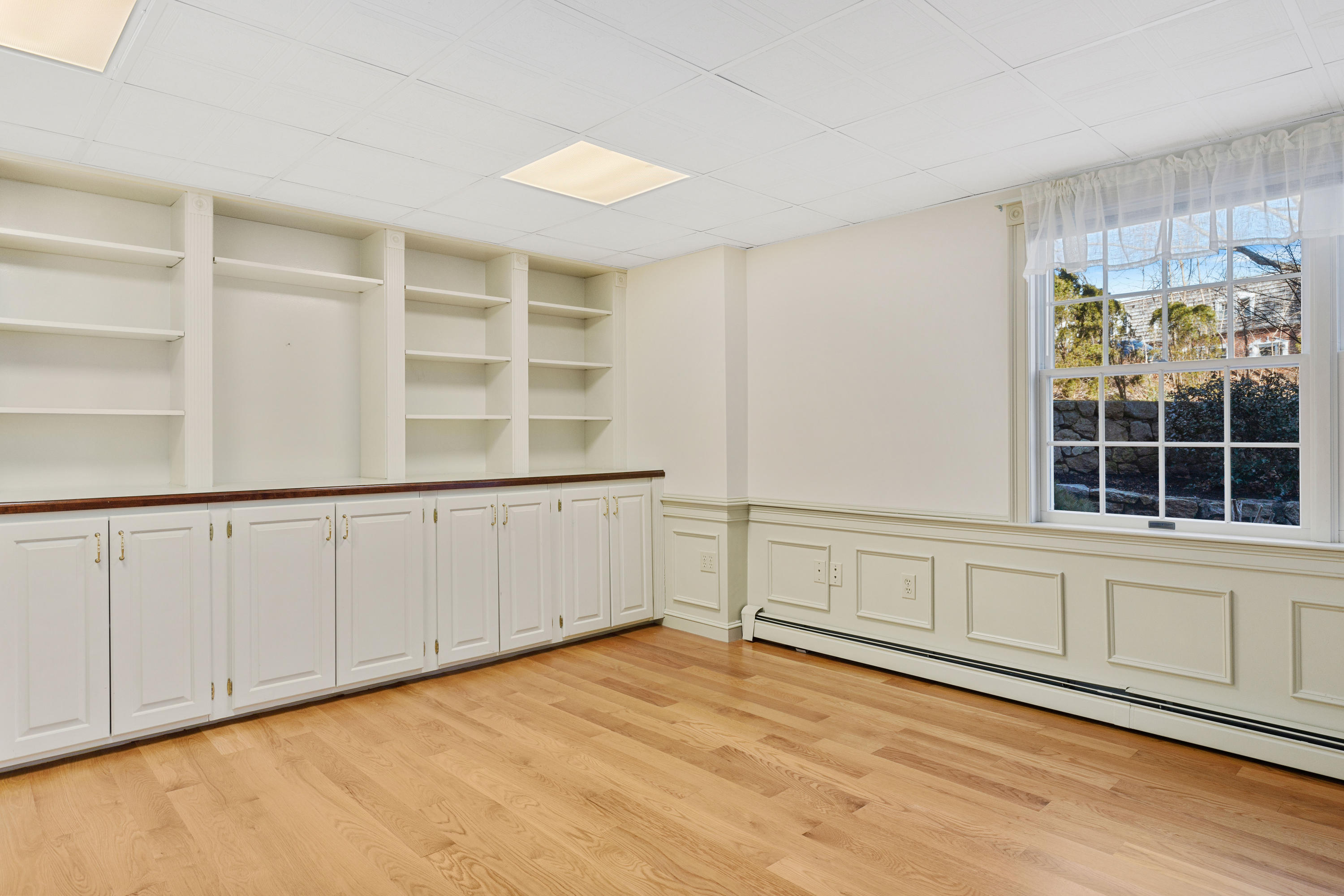 38 Parker Road Osterville, MA 02655 - Photo 40 of 58 a view of an empty room with a window
