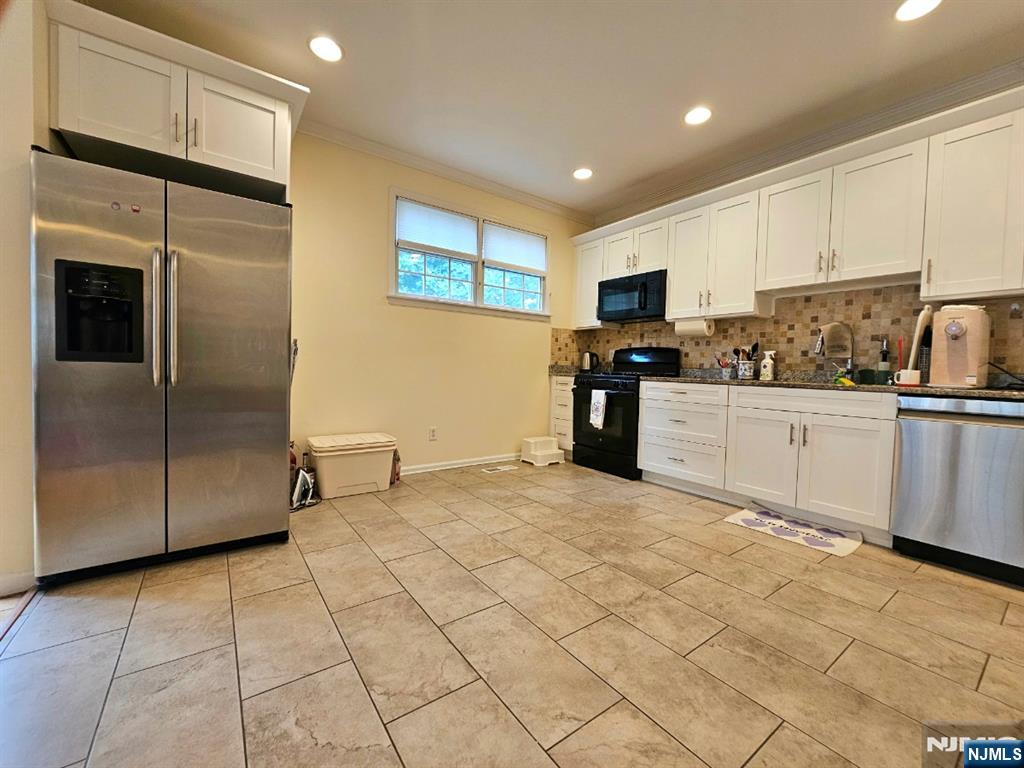 183 Tenafly Road Tenafly, NJ 07670 - Photo 13 of 28