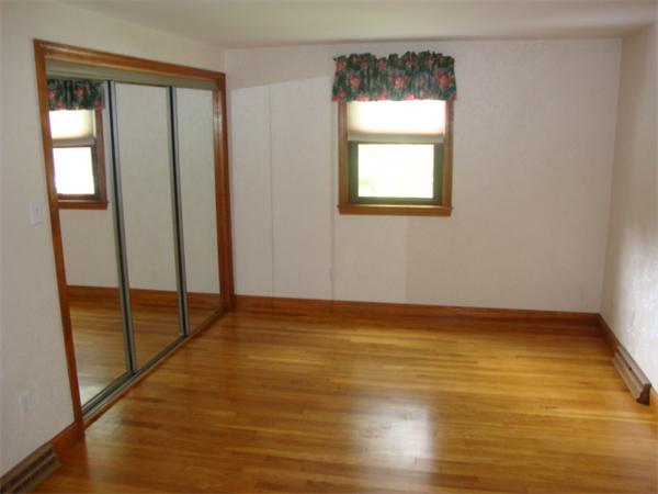 8 Winslow Road Chelmsford, MA 01824 - Photo 9 of 27