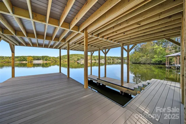 $1,850,000 | 5764 Lake Pointe Drive, Granite Falls, NC 28630