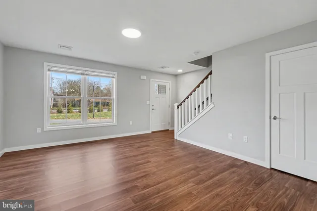 $2,500 | 120 Hart, Hershey, PA 17033