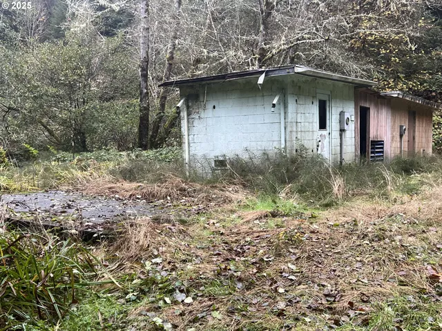 $86,000 | 0 Ruth Road, Unit 700, North Bend, OR 97459