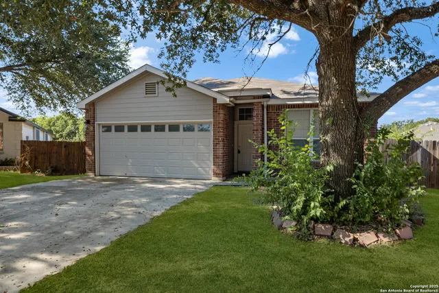 $1,800 | 108 Cirrus Cove, Cibolo, TX 78108