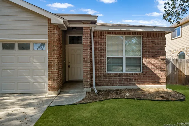 $1,800 | 108 Cirrus Cove, Cibolo, TX 78108