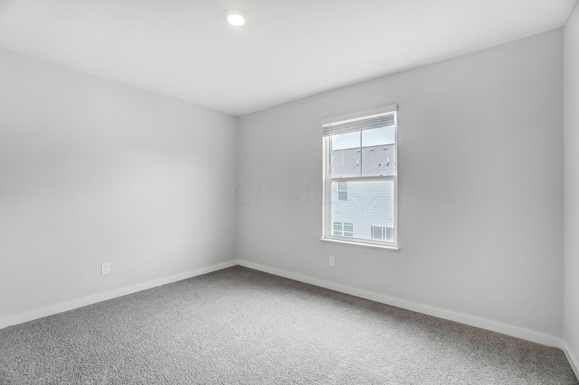6378 Ripken Street Columbus, OH 43228 - Photo 41 of 51 041