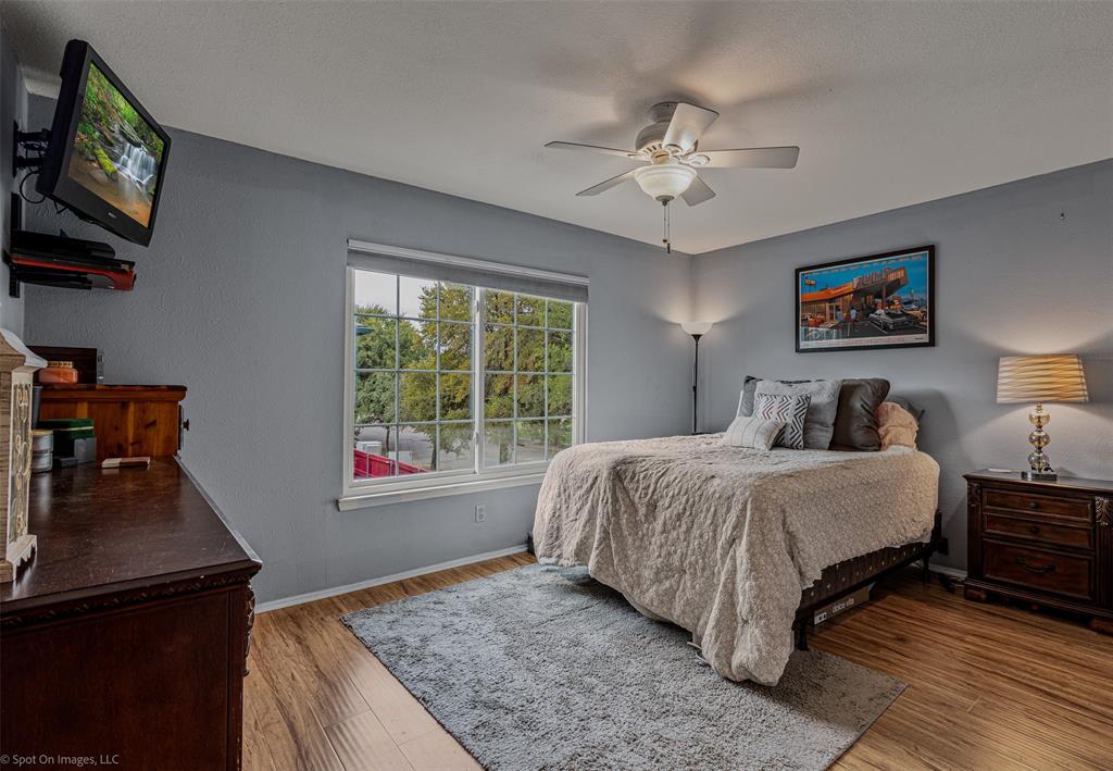 700 Silverstone Lane Irving, TX 75063 - Photo 14 of 28