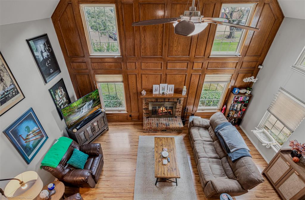 700 Silverstone Lane Irving, TX 75063 - Photo 7 of 28