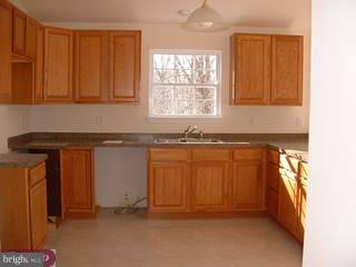 487 North Mill Road Kennett Square, PA 19348 - Photo 3 of 6 Gallery Image 3