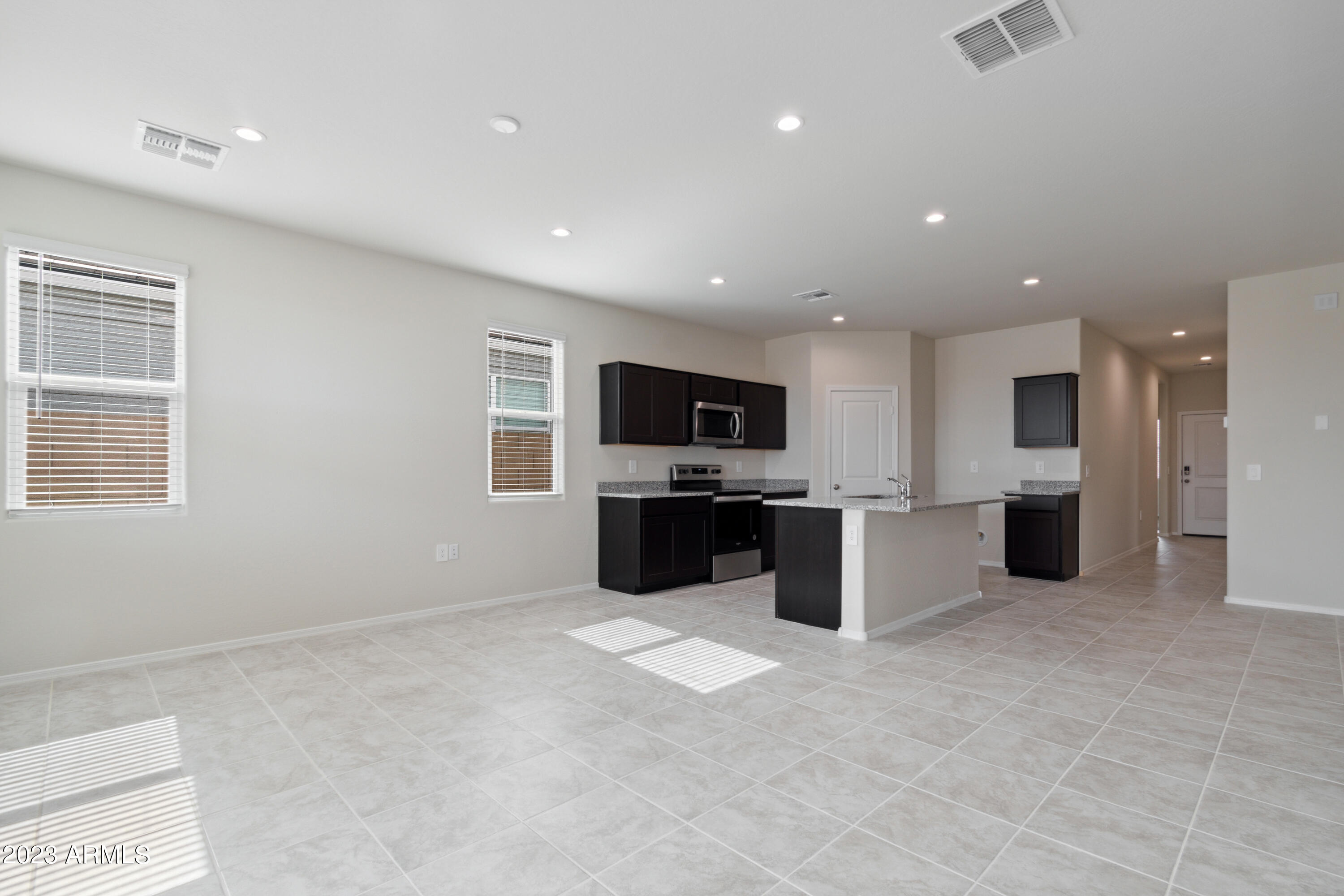 1779 West Spaulding Avenue Apache Junction, AZ 85120 - Photo 5 of 20 Easton_H35E