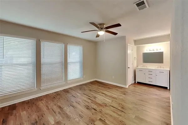 $1,950 | 19746 Oakland Valley Drive, Katy, TX 77449