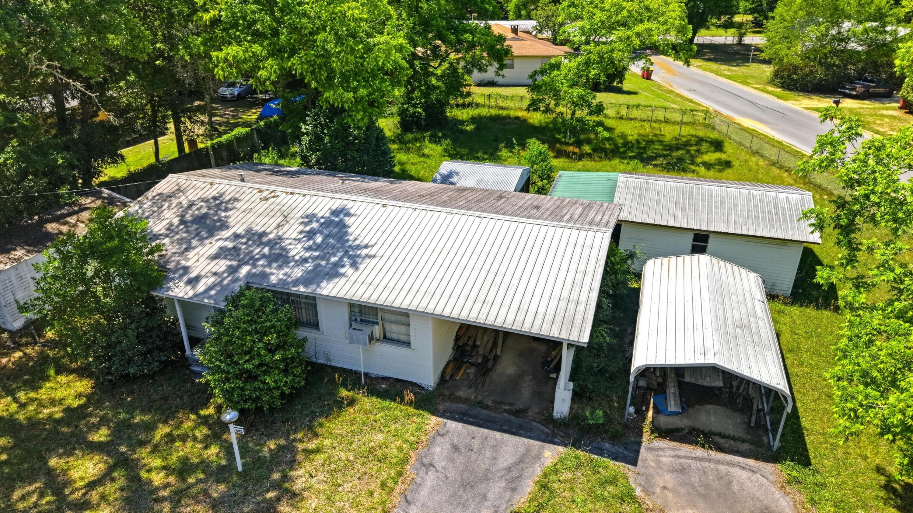 482 Bowers Avenue East Crestview, FL 32539 - Photo 4 of 29