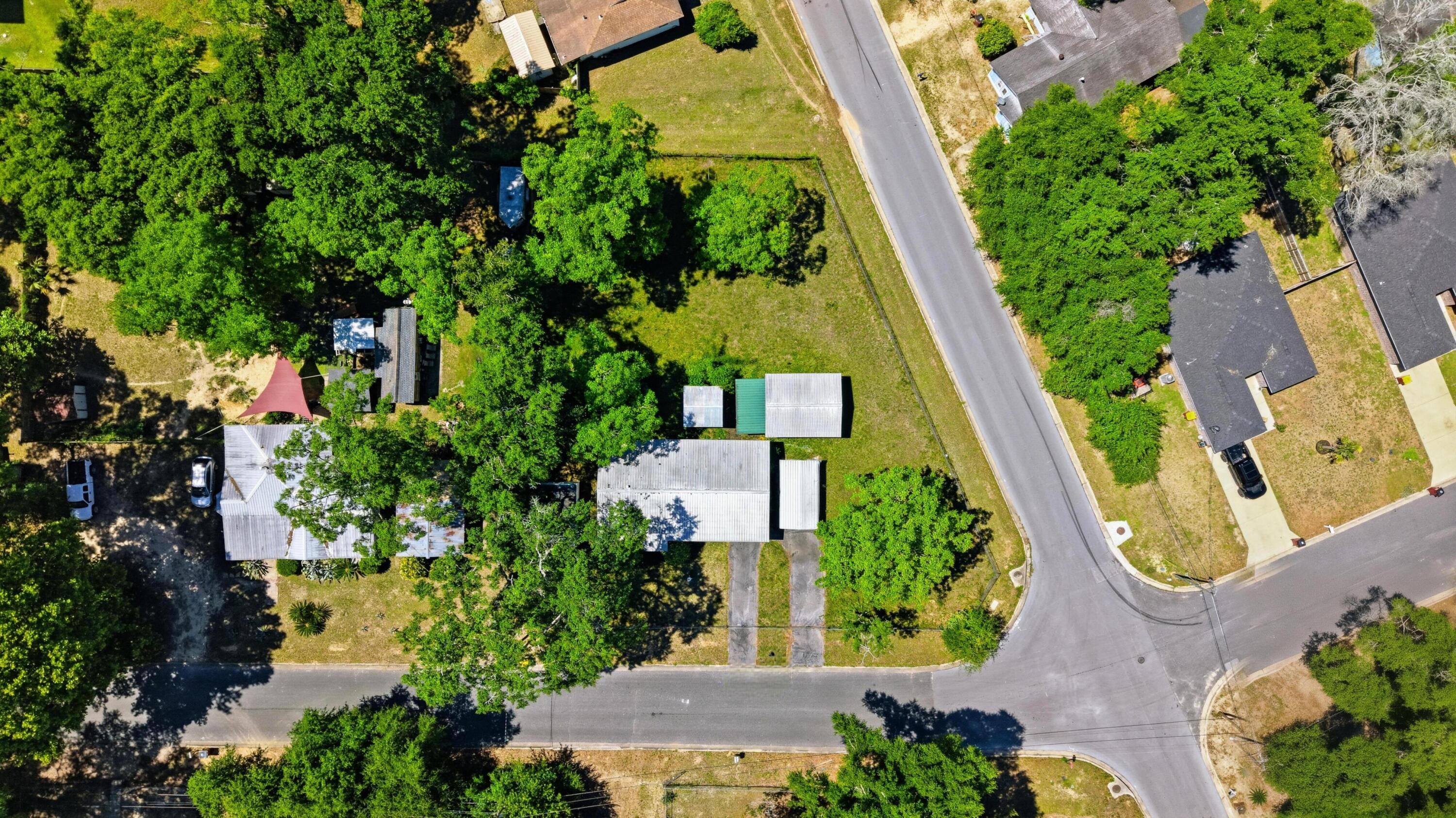 482 Bowers Avenue East Crestview, FL 32539 - Photo 5 of 29