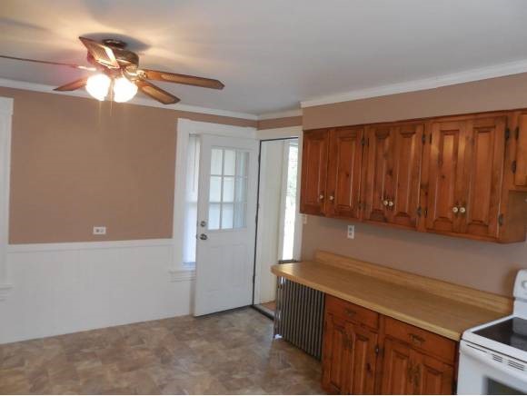 210 Goffstown Road Manchester, NH 03102 - Photo 4 of 18