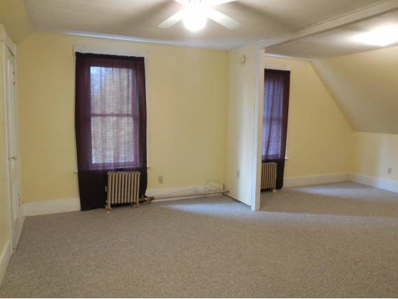 210 Goffstown Road Manchester, NH 03102 - Photo 9 of 18