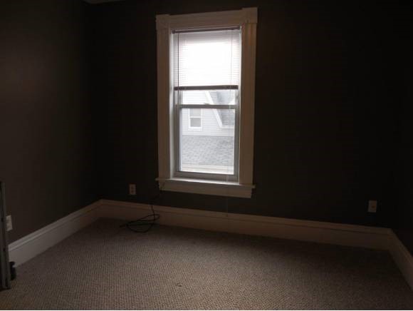 210 Goffstown Road Manchester, NH 03102 - Photo 10 of 18