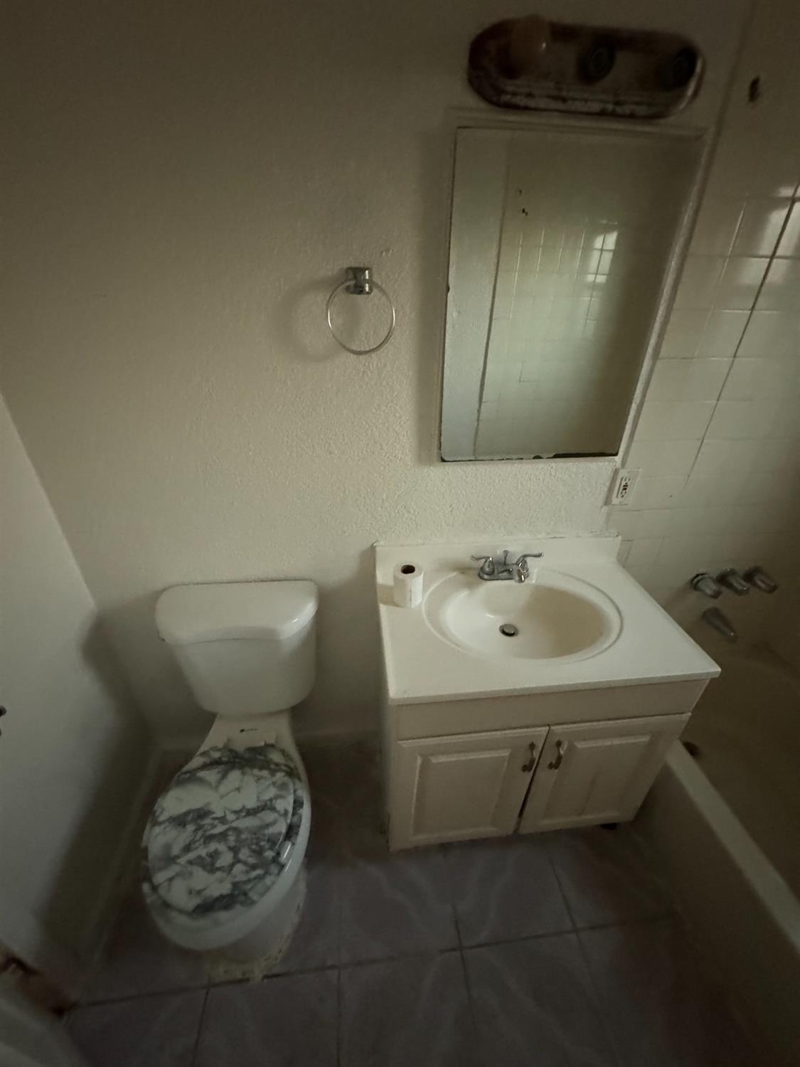 2017 Robert Way Sacramento, CA 95825 - Photo 11 of 16