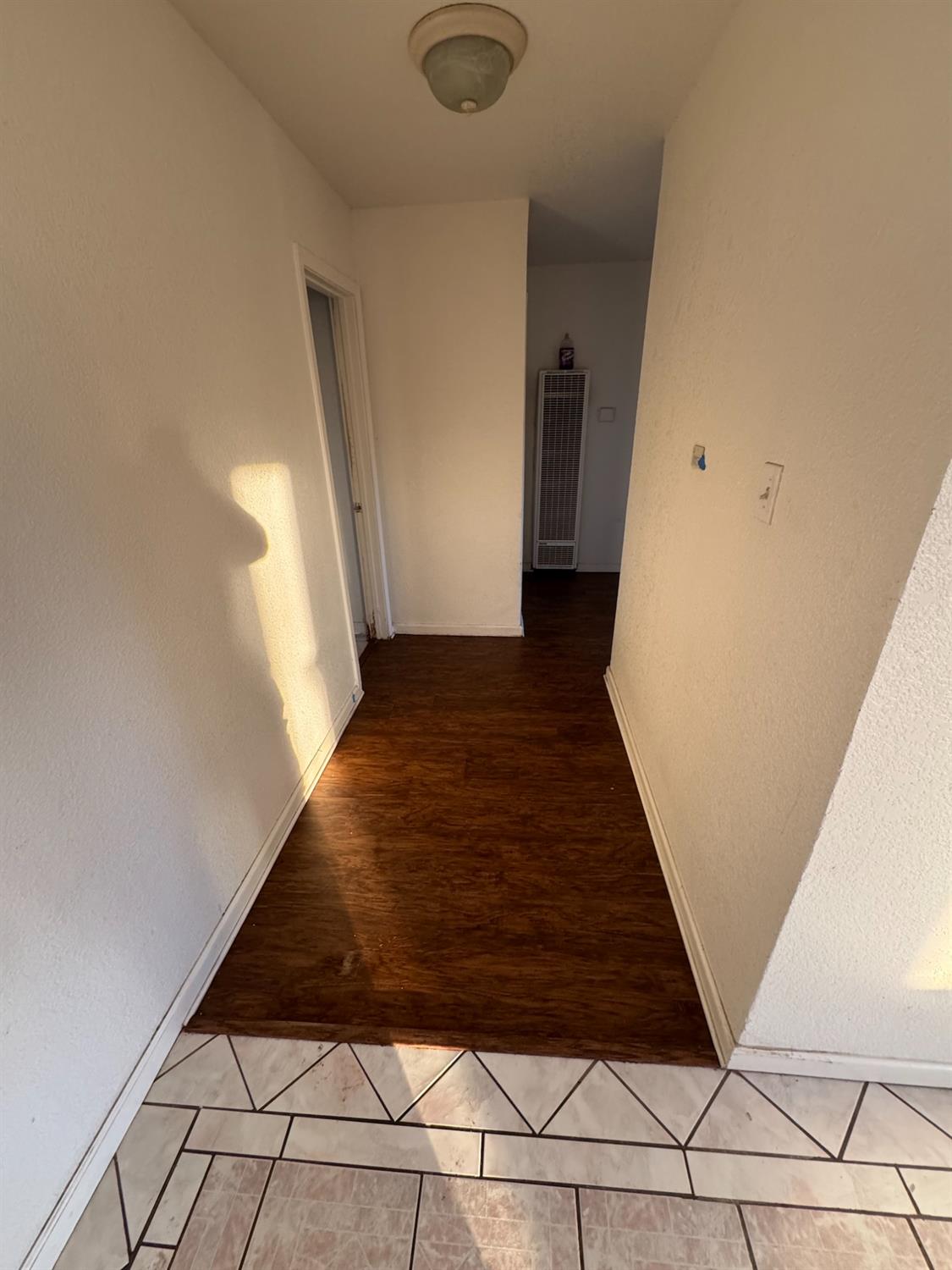 2017 Robert Way Sacramento, CA 95825 - Photo 8 of 16