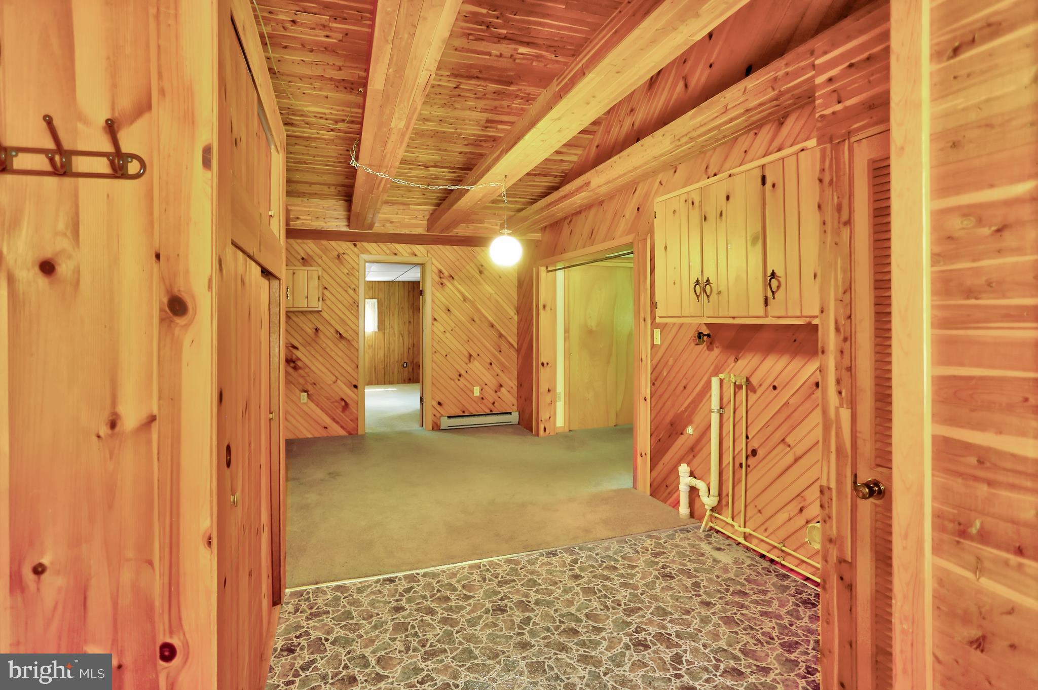 42 Fox S Road Mertztown, PA 19539 - Photo 14 of 26 Gallery Image 14