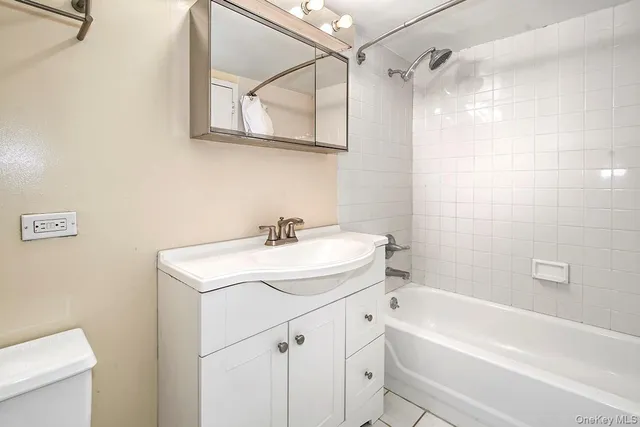 $345,000 | 1 Landmark Square, Unit 109, Port Chester, NY 10573