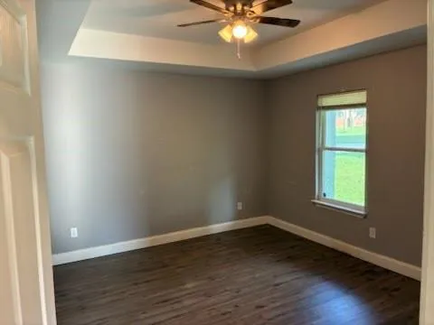 $1,725 | 107 East Miller Street, Whitewright, TX 75491