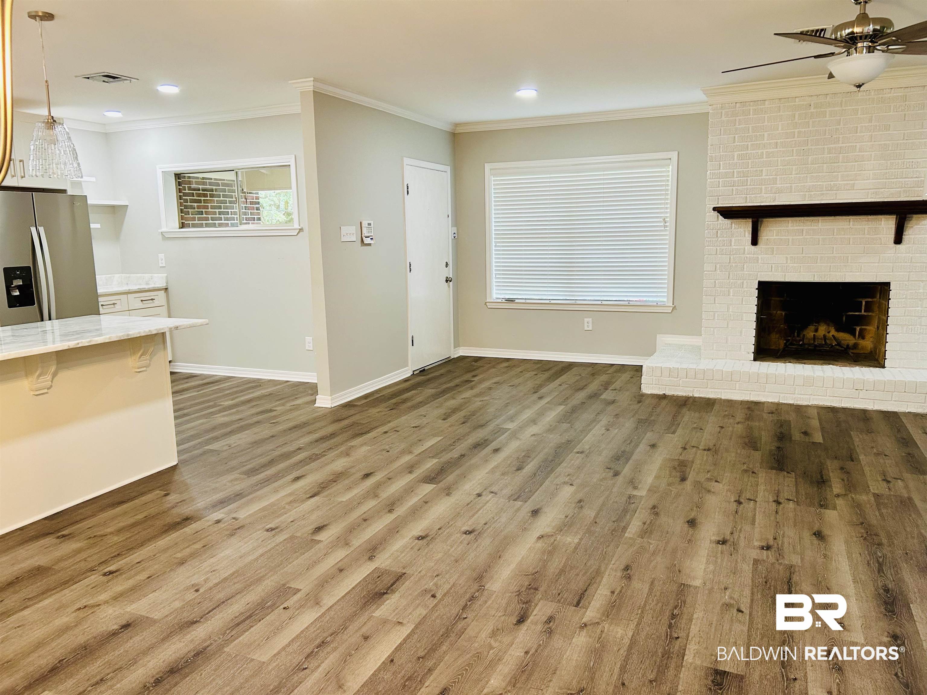 910 Cottage Hill Avenue Mobile, AL 36693 - Photo 9 of 34
