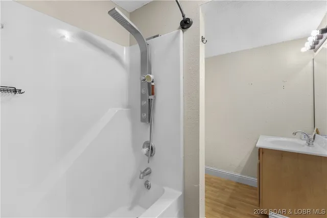 $230,000 | 23 Brookshire Lane, Camdenton, MO 65020