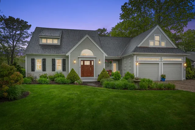 $1,395,500 | 35 Bayshore Drive, Mashpee, MA 02649