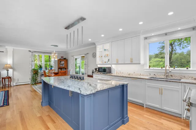 $1,395,500 | 35 Bayshore Drive, Mashpee, MA 02649