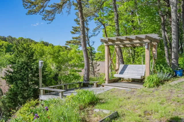 $1,395,500 | 35 Bayshore Drive, Mashpee, MA 02649