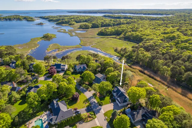 $1,395,500 | 35 Bayshore Drive, Mashpee, MA 02649