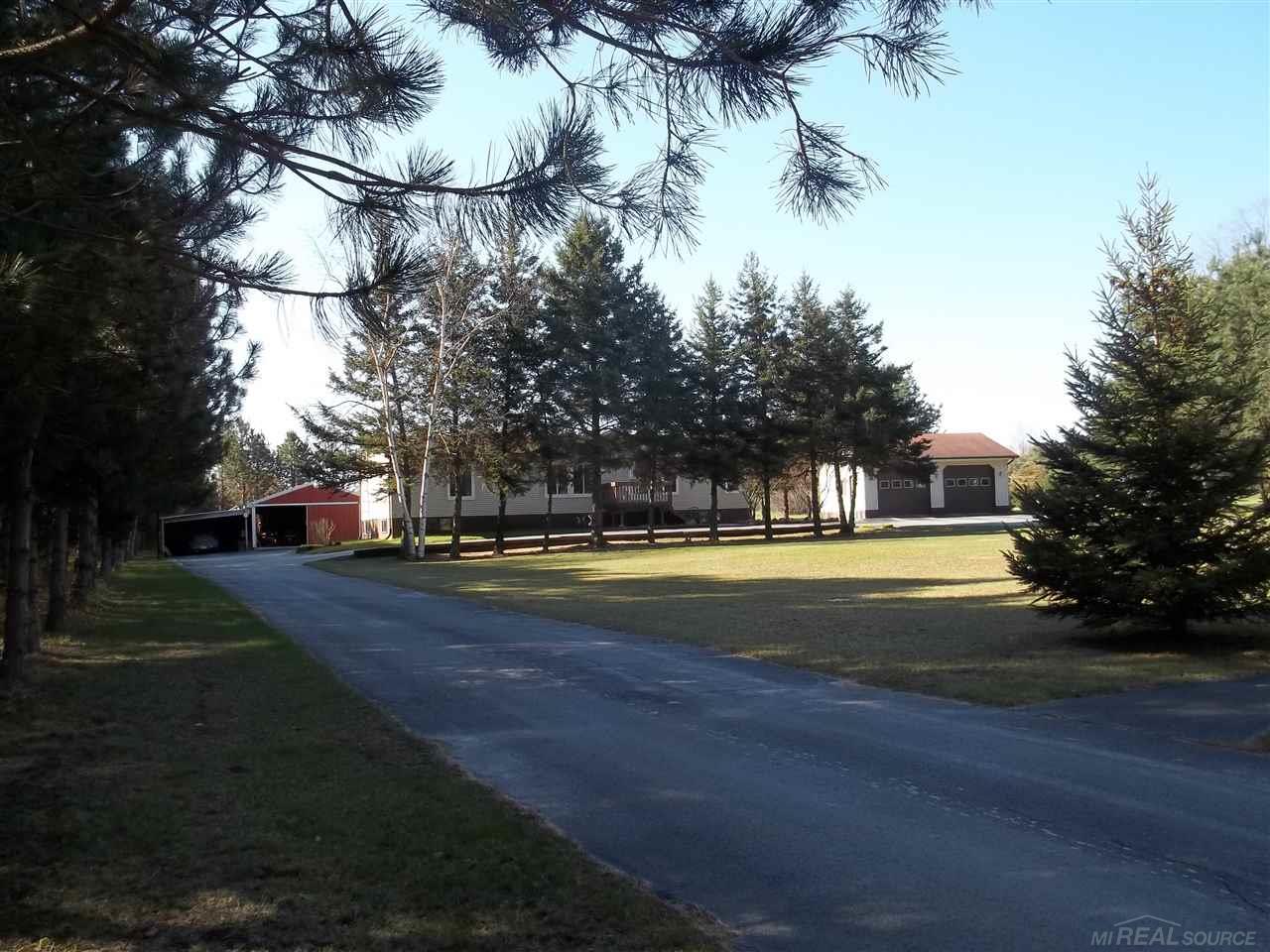 4288 Mortimer Line Road Croswell, MI 48422 - Photo 49 of 49 31285259-50.JPG