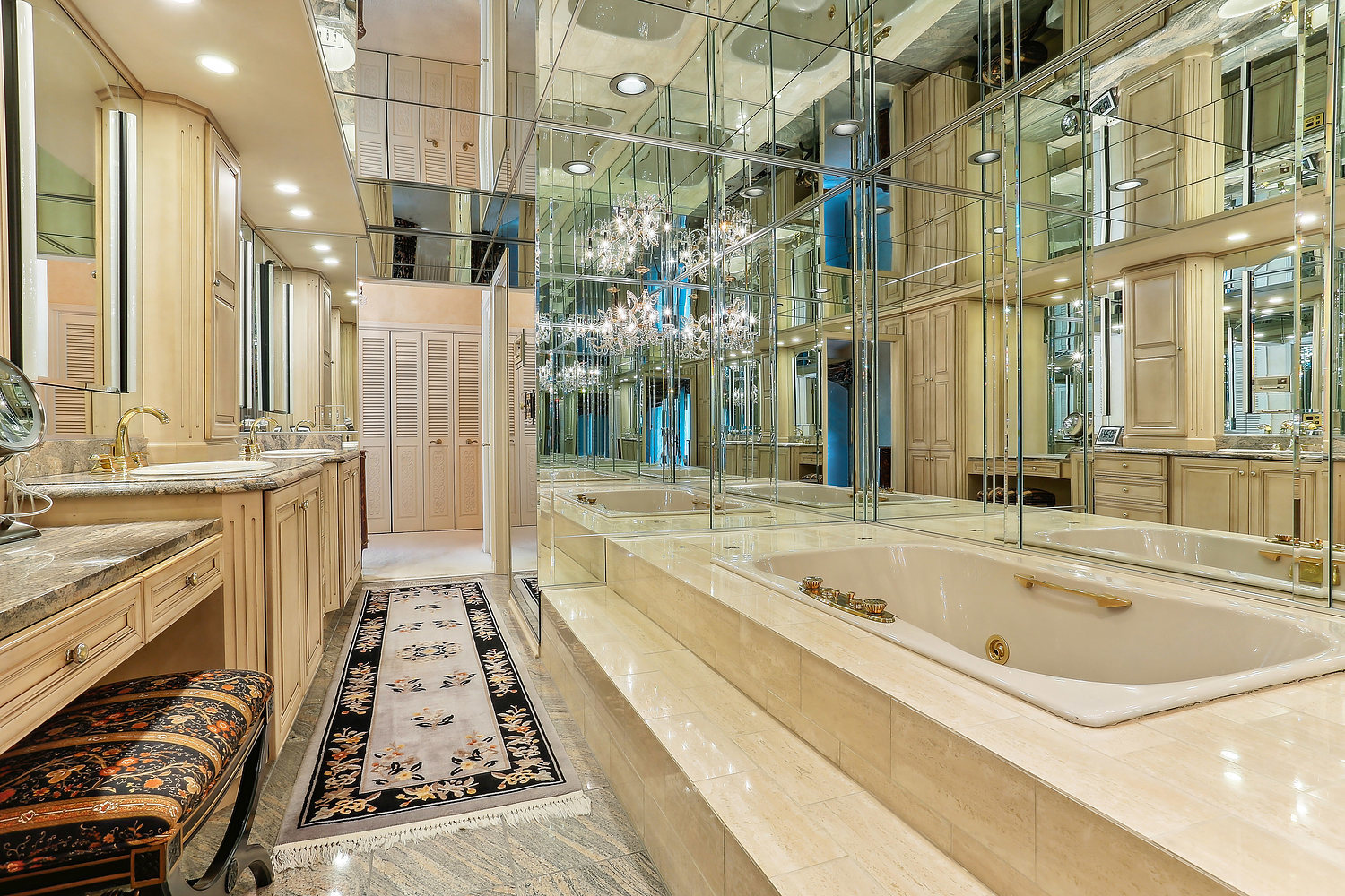 60 Baybrook Lane Oak Brook, IL 60523 - Photo 22 of 50