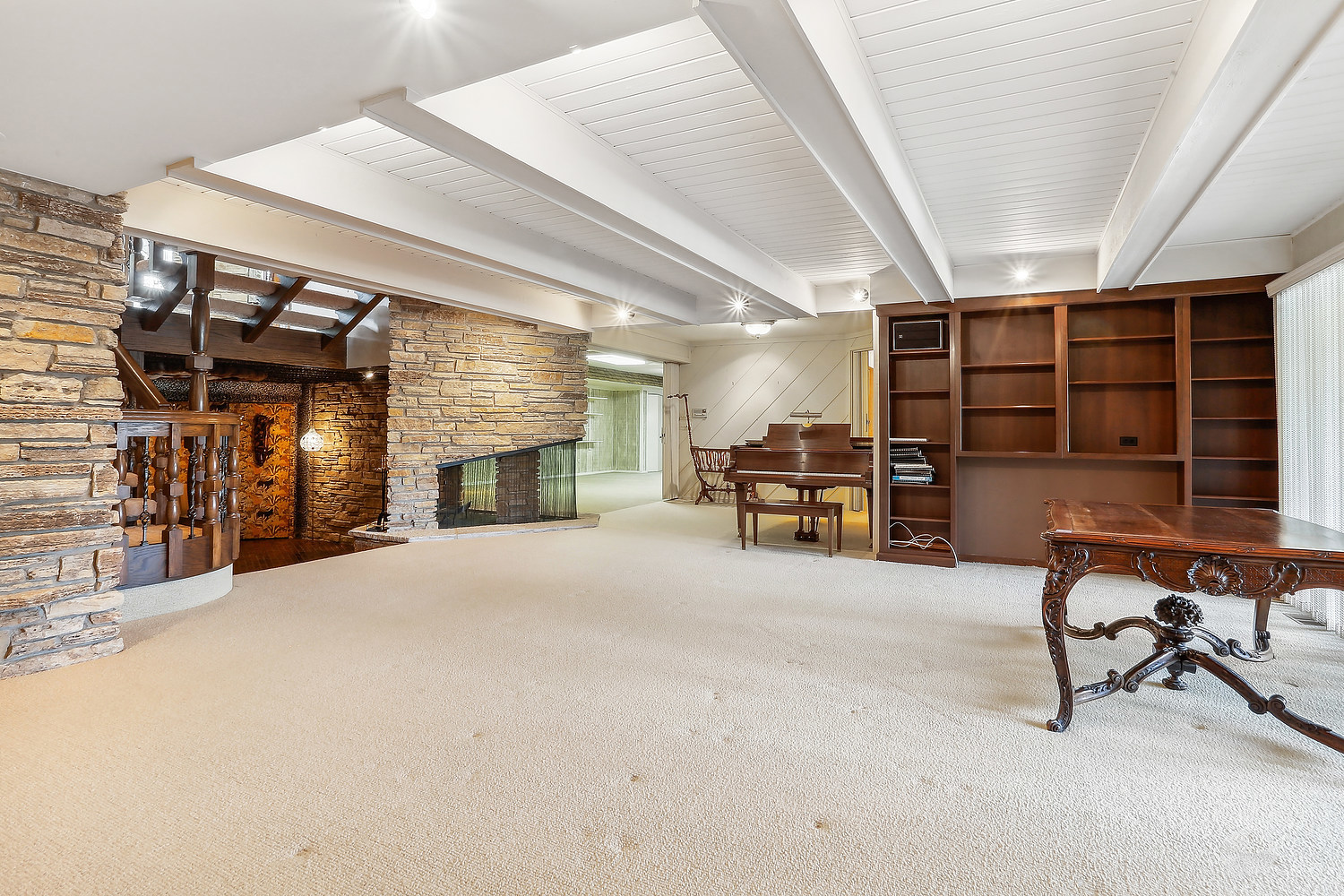 60 Baybrook Lane Oak Brook, IL 60523 - Photo 39 of 50 a view of a storage & utility room