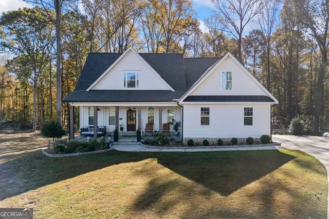 $715,000 | 11 Bradley Road, Talking Rock, GA 30175