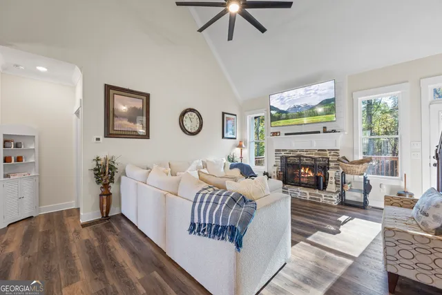 $715,000 | 11 Bradley Road, Talking Rock, GA 30175