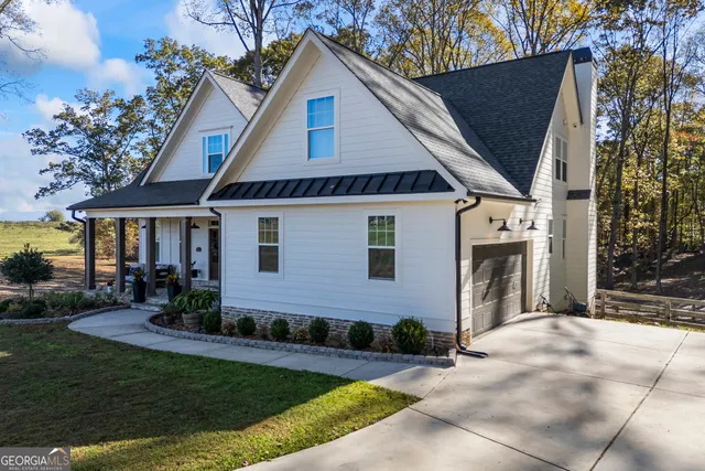 $715,000 | 11 Bradley Road, Talking Rock, GA 30175