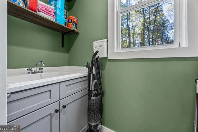 $715,000 | 11 Bradley Road, Talking Rock, GA 30175