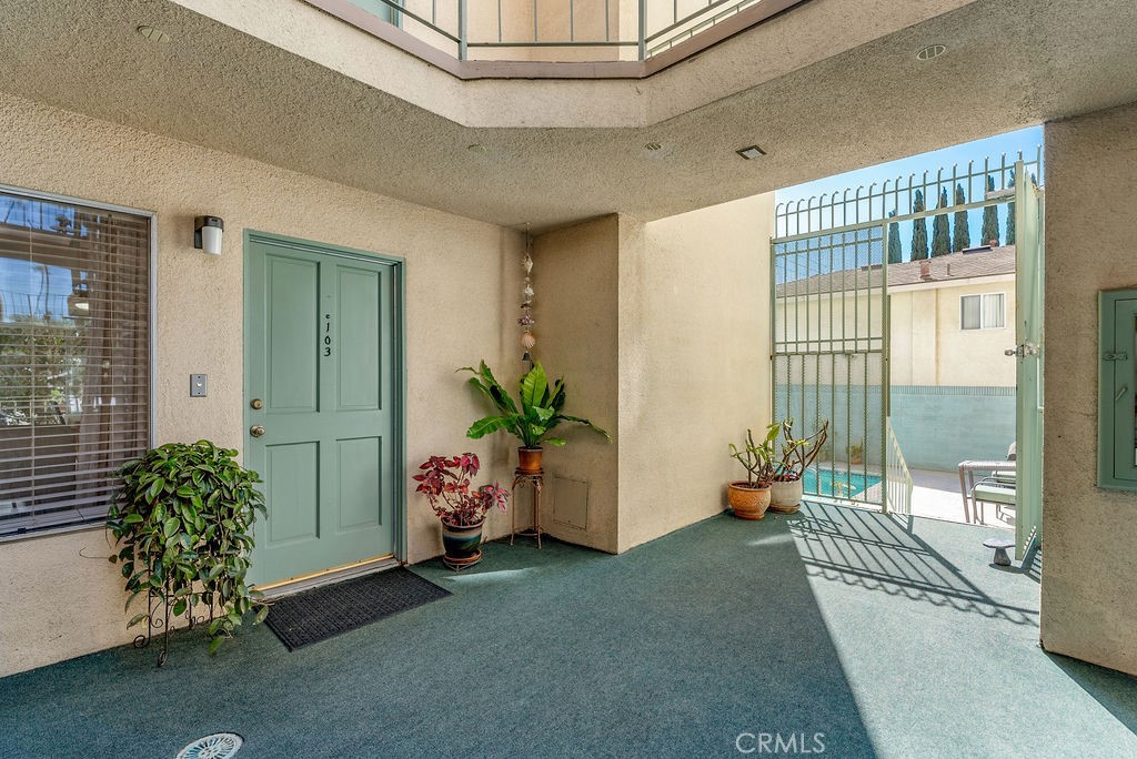 334 Gladys Avenue, Unit 103 Long Beach, CA 90814 - Photo 20 of 28