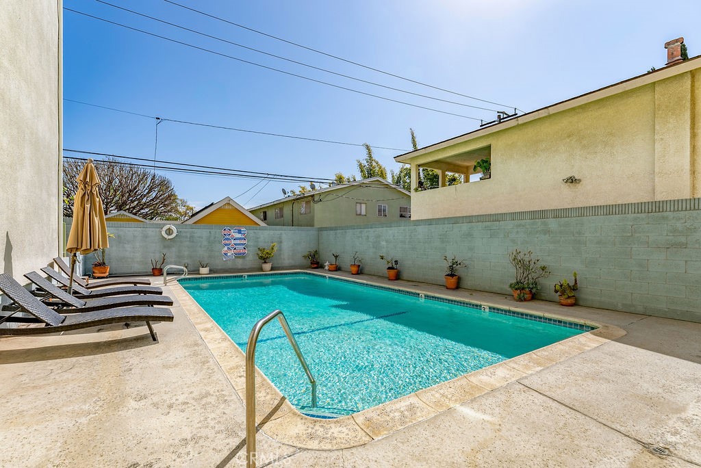 334 Gladys Avenue, Unit 103 Long Beach, CA 90814 - Photo 22 of 28