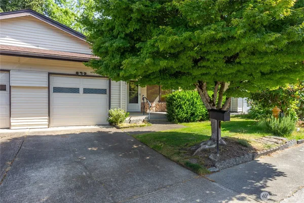 $420,000 | 932 South 245th Place, Des Moines, WA 98198