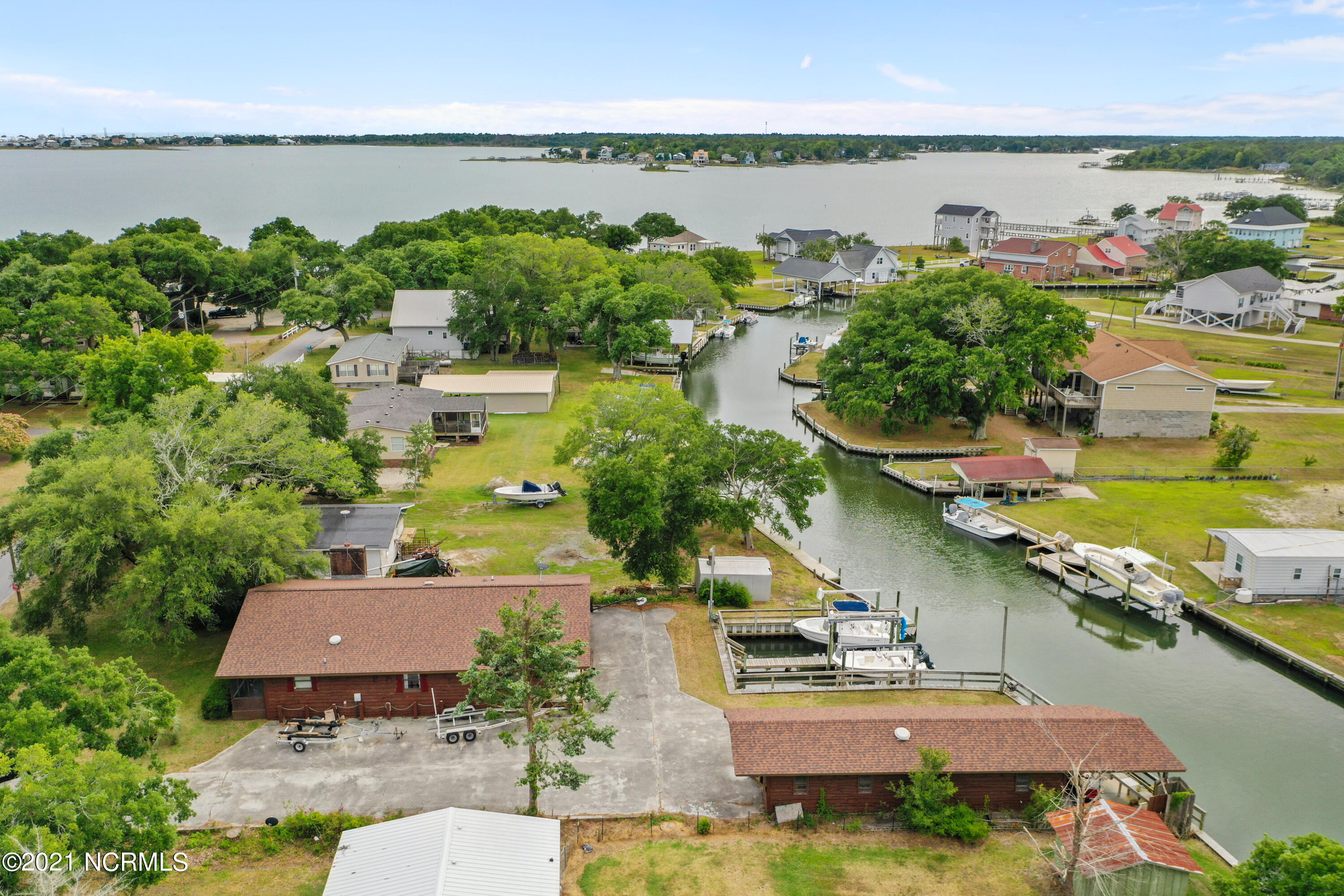 110 Bell Pointe Road Sneads Ferry, NC 28460 - Photo 1 of 45 110 Bell Pointe Rd-13