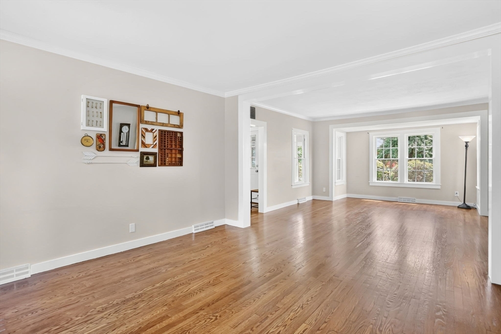 102 Miller Street Ludlow, MA 01056 - Photo 16 of 41