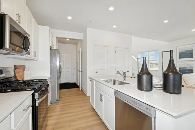 $366,000 | 14513 Allerton Way, Rosemount, MN 55068