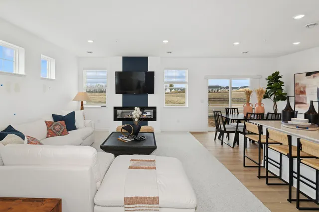 $366,000 | 14513 Allerton Way, Rosemount, MN 55068