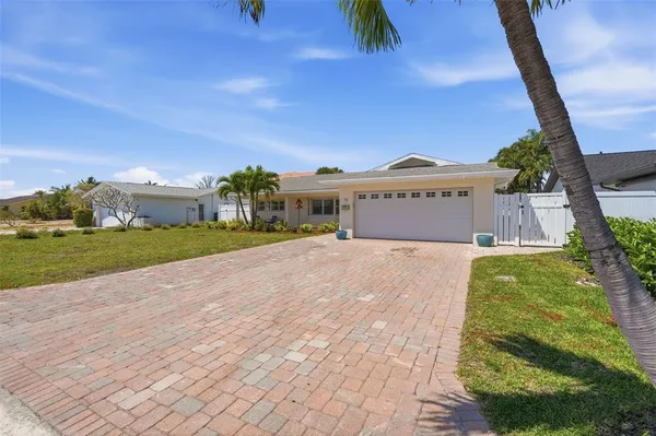 $1,600,000 | 711 64th Avenue, St. Pete Beach, FL 33706